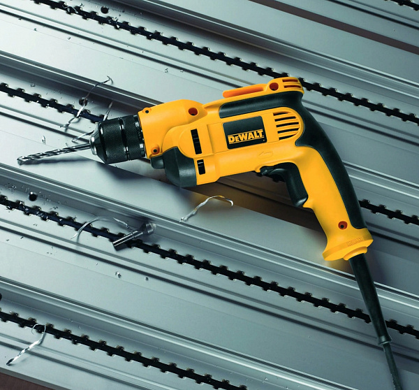 Дрель безударная DeWALT DWD112S-KS 701Вт в Автопром Дрель безударная DeWALT DWD112S-KS 701Вт